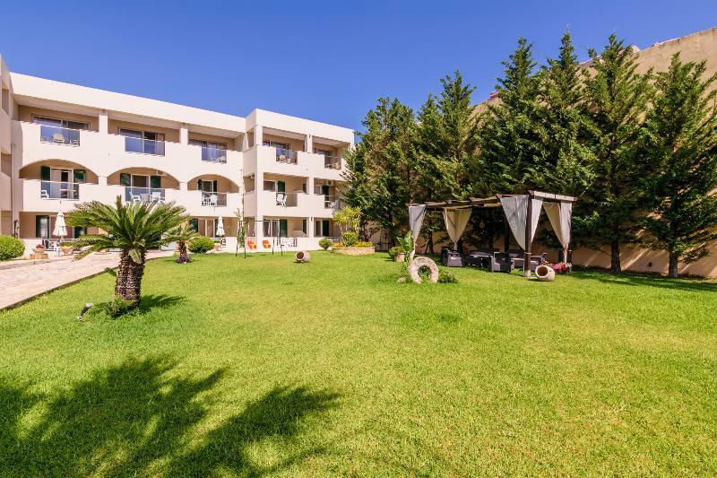 Remezzo Studios & Apartments Ammoudi Exterior foto